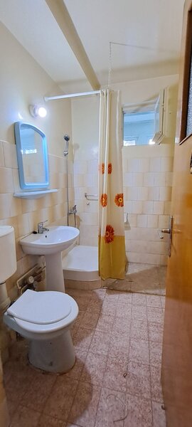 Dristor - Camil Ressu / P-ta Ramnicu Sarat, metrou la 450 m, etaj 2/10